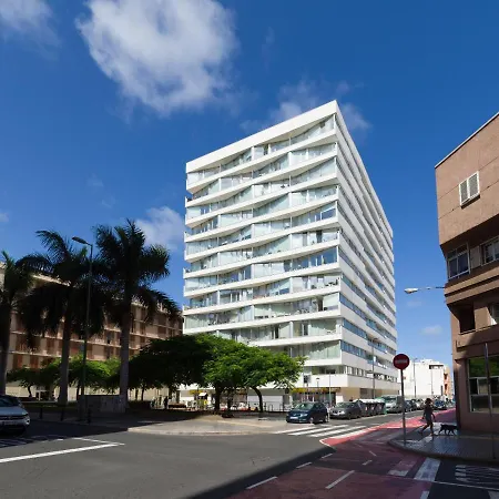 Homeforguest Apartamento Con Terraza Y Parking En Canteras Appartement *